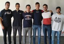 Alumnos de Informática de la UPSA, en la fase final del hackathon de la NASA