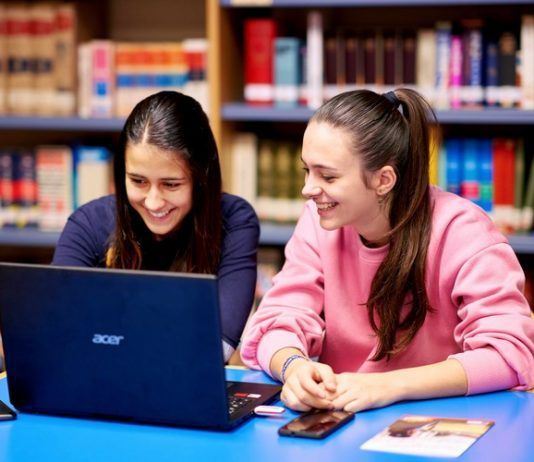 Más de 300 puestos de trabajo para estudiantes en la Feria de Empleo de la Universidad de Salamanca empleo estudiantes Salamanca