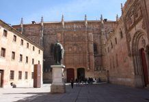 Doce grados de la Universidad de Salamanca entre los 200 mejores del mundo Universidad de Salamanca Fachada Listas de Espera y Llamamientos curso 2024/2025 USAL. Universidad de Salamanca. Zamora, Ávila, Béjar. Nuevos grados Máster Salamanca. La Universidad de Salamanca continúa siendo la institución académica preferida en Castilla y León por los estudiantes que desean iniciar sus estudios superiores. Top grados universidad Salamanca Ranking Universidad Salamanca 2026