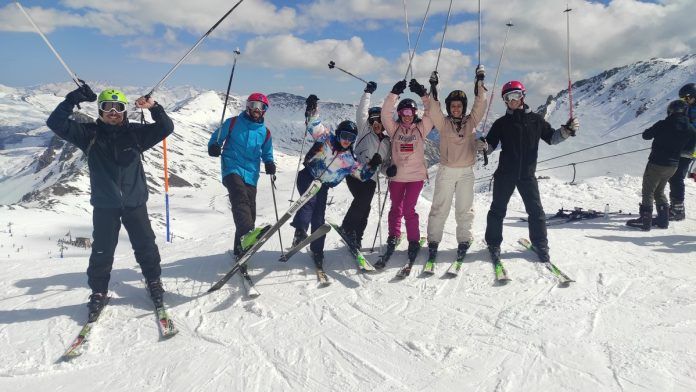 Salida de Esquí y Snowboard con la USAL con clases gratuitas