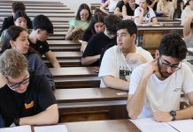 Ya disponibles las calificaciones de la EBAU y la solicitud de revisión de examen EBAU 2024 EXAMEN AULA CALIFICACIONES descenso notas de corte usal 2025