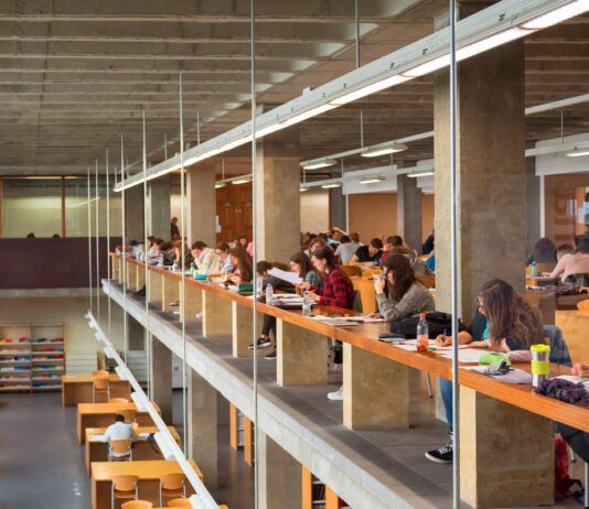 Bibliotecas USAL y UPSA: Horarios Generales 2026/2027 Biblioteca Universidad Salamanca Becas y ayudas estudio junta castilla y león. Requisitos beca Sicue. Calendario Universidad Salamanca 2025 2026 Bibliotecas 24 horas Salamanca 2026 2027