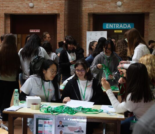 Farmafórum Salamanca 2025: «Detrás de una piel sana, un farmacéutico» Farmafórum Salamanca Universidad Farmacia Divulgación Investigación Estudiantes