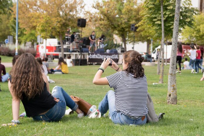 Estudiantes Campus Unamuno Becas de intercambio con Universidades Extranjeras curso 2026 2027 SICUE